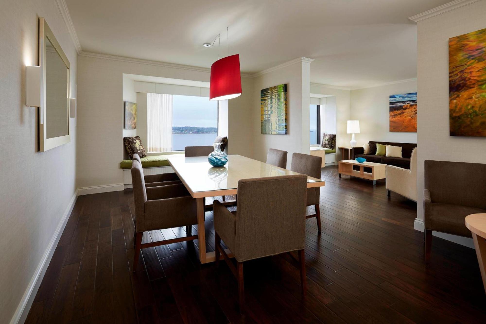 Delta By Marriott Edward Hotel