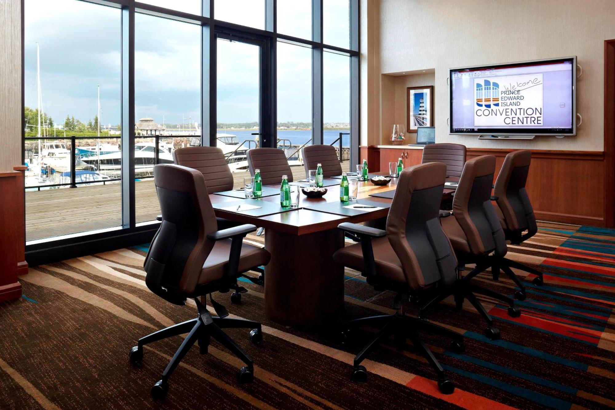 Hotel Delta By Marriott Edward 4*